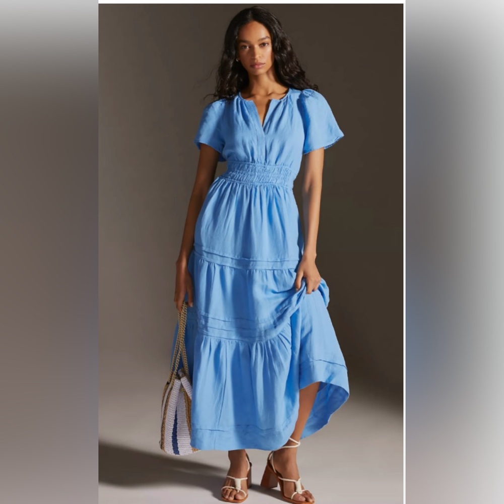 The Somerset Maxi Dress: Linen Edition
Blue
Size Small